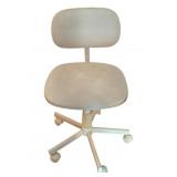 Office Chair - 32 x 17 x 18