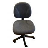 Office Chair - 38 x 21 x 18