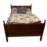 Antique Full Size Bed w/ Bedding - 55.5 x 81 x 58
