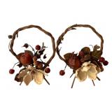 2 Decorative Items
