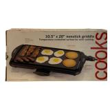 10.5" x 20" Nonstick Electric Griddle in box