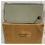 Ultrasonic Cleaner w/ Box - 21 x 11 x 7