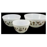 Vtg Set of 3 Pyrex Early American Bowls