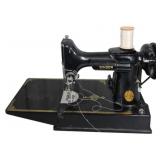 Singer Featherweight Sewing Machine w/ Case