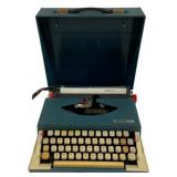 Royal Sprite Portable Typewriter 12"x13"x5"