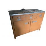 Cabinet w/ 3 Drawers - 36 x 48 x 25