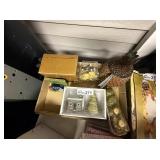 Flat of Misc. Salt & Pepper shakers & Pineapple