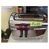 Michael Graves Design toaster
