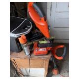 Contents garage corner - Electric weedeater, addig