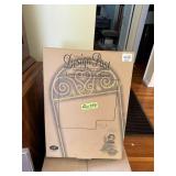 Design Post Lawn & Garden Decor