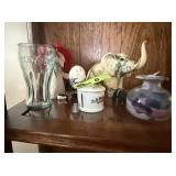 Lot with egg, Elephant, Raggie Ann & Coke glass