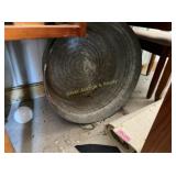 Metal wash tub