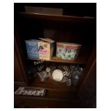 Contents of China Cabinet