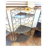 METAL CORNER SHELF (MATCHES 82)