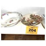 SERVING BOWLS AND PLATTER