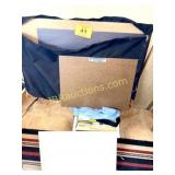 PORTABLE ART BAG, BOARDS