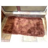 BATHROOM SET AND BATHROOM RUGS