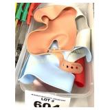 RUBBER/SILICONE BIBS