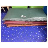 4 SLEEPING MATS