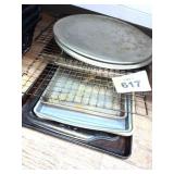 COOKIE SHEETS, PIZZA PANS, RACKS
