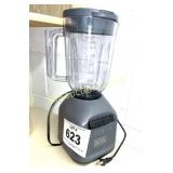 BLACK & DECKER BLENDER