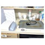 GRIDDLE, COFFEE CUPS, BOTTLE DRAINERS