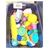 PLASTIC DISHES, KITCHEN SUPPLIES