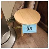 SHORT STOOL / PLANT STAND