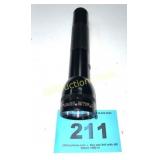 MAGNALITE LED FLASHLIGHT