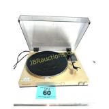 MARANCE TURNTABLE MODEL TT240