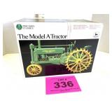 JOHN DEERE 1990 ERTL MODEL A TRACTOR 1/16 SCALE