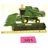 ERTL 2271 JOHN DEERE COMBINE