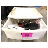 PLASTIC DRAWER W CONTENTS