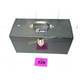 NICE METAL PENNCRAFT TOOL BOX