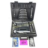 CRAFTSMAN TOOL SET - WRENCHES, SOCKETS