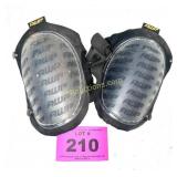 KNEE PADS