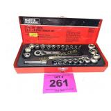 MASTER MECHANIC 27PC 3/8" DRIVE SAE/METRIC SOCKET