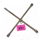 LUG WRENCH