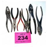 LOT OF PLIERS