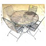 METAL PATIO TABLE AND 4 CHAIRS