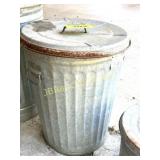 MED GALVANIZED METAL TRASH CAN