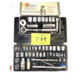 2 SETS OF SOCKETS