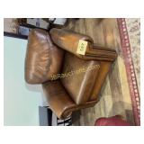 BROWN EATHER SOFA CHAIR