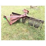 3 PT ROCK RAKE /  SPRING TOOTH