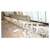 EXTENSION LADDER - SCAFFOLD PLANK