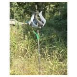 YARD WIND DECOR