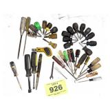 LG ASST OF SCREWDRIVERS