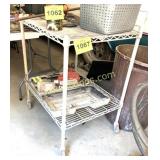 SMALL WIRE SHELF ON CASTERS