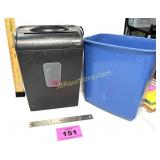 PAPER SHREDDER AND TRASH CAN