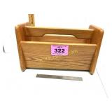 MAGAZINE RACK